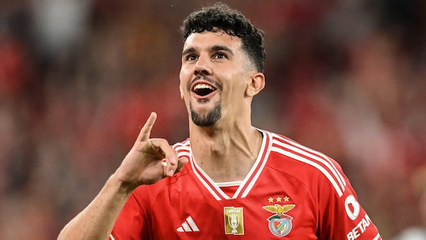 Tomas Araujo trở thành mục tiêu của Chelsea và MU