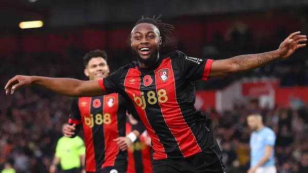 Antoine Semenyo sẽ đầu quân cho Manchester United hay Manchester City?