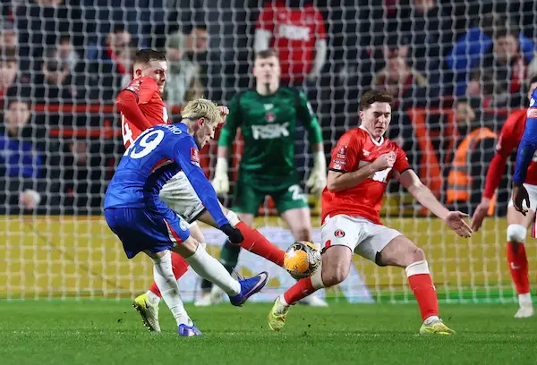 Alejandro Garnacho sẽ mất vị trí tại Chelsea sau thương vụ 64 triệu bảng?