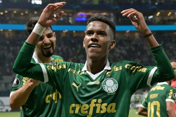 "Tiểu Neymar" Estevao Willian đầu quân cho Chelsea