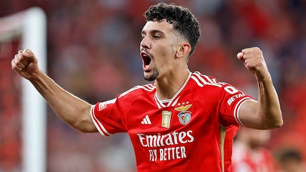 Tomas Araujo trở thành mục tiêu của Chelsea và MU