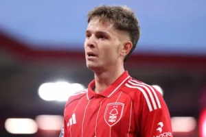 Chelsea ngắm "người thừa" James McAtee của Nottingham Forest?