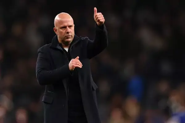 Đội bóng của HLV Arne Slot hiện đang giữ vị trí thứ 4, kém đội dẫn đầu Arsenal 13 điểm sau một giai đoạn lượt đi đầy biến động.